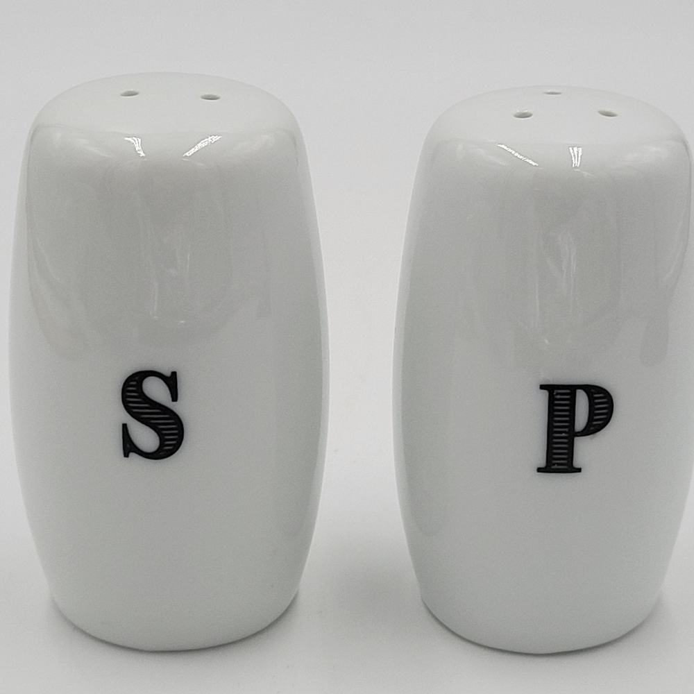 Home Kitchen Salt and Pepper Shaker White Solid Letters Home Kitchen Décor